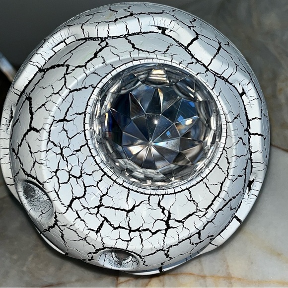 Star Projector, Galaxy Projector for Bedroom, Remote Control & White Noise - Picture 10 of 11